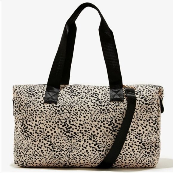 Mali + Lili Animal Print Weekender Bag - Picture 3 of 7
